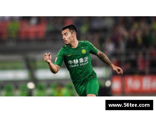 足球场上惊现球员群殴事件，全程视频曝光引发公众关注